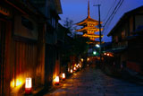 電柱電線と八坂の塔