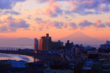 片瀬海岸と富士山