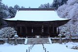 勝林院 雪化粧の本堂