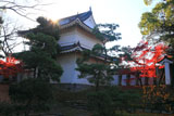 二条城東南隅櫓と紅葉