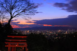 伏見稲荷大社 四つ辻からの夜景