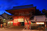 八坂神社 雪化粧の南楼門