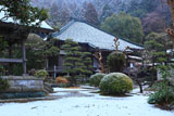 鎌倉大長寺 雪化粧した境内