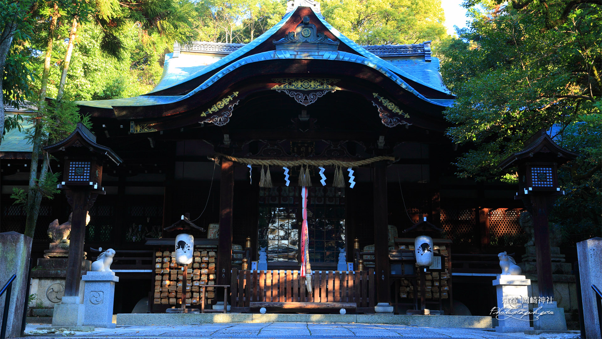 岡崎神社 拝殿
