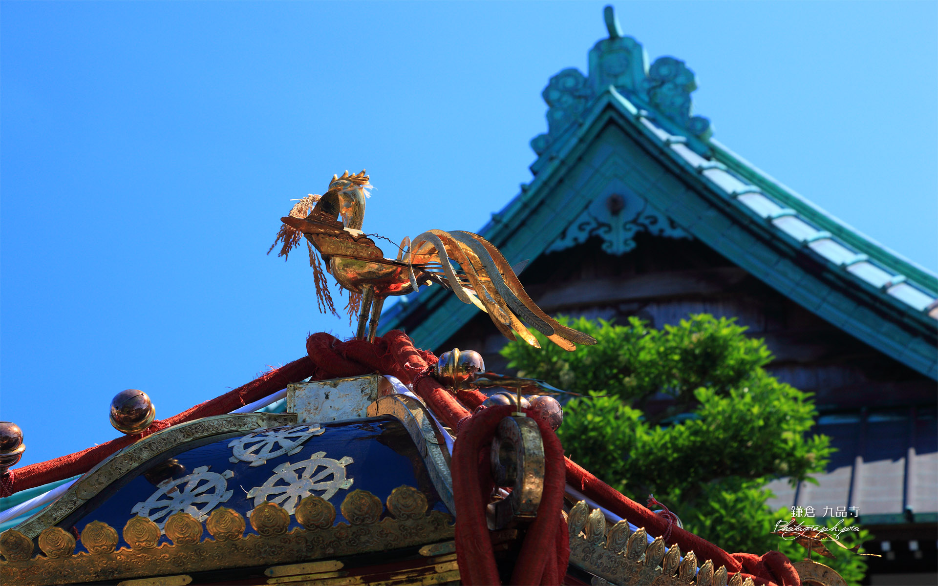 鎌倉九品寺 神輿と本堂