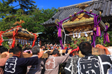 光明寺門前の乱材祭二三番神輿