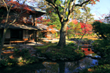 無鄰菴 母屋と紅葉