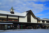 雪景色の鎌倉駅