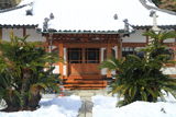 薬王寺 雪景色の本堂