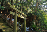 鎌倉台上町 残雪の小八神社