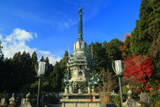小町寺 舎利塔と紅葉