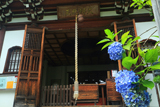 慈済院 紫陽花と弁天堂